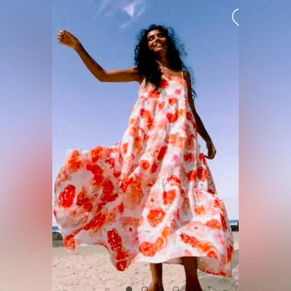 charlie holiday floral dress Rent or Hire Designer Dresses | Charlie Holiday Valentina Ruched Dress -  Spring Floral main image 0